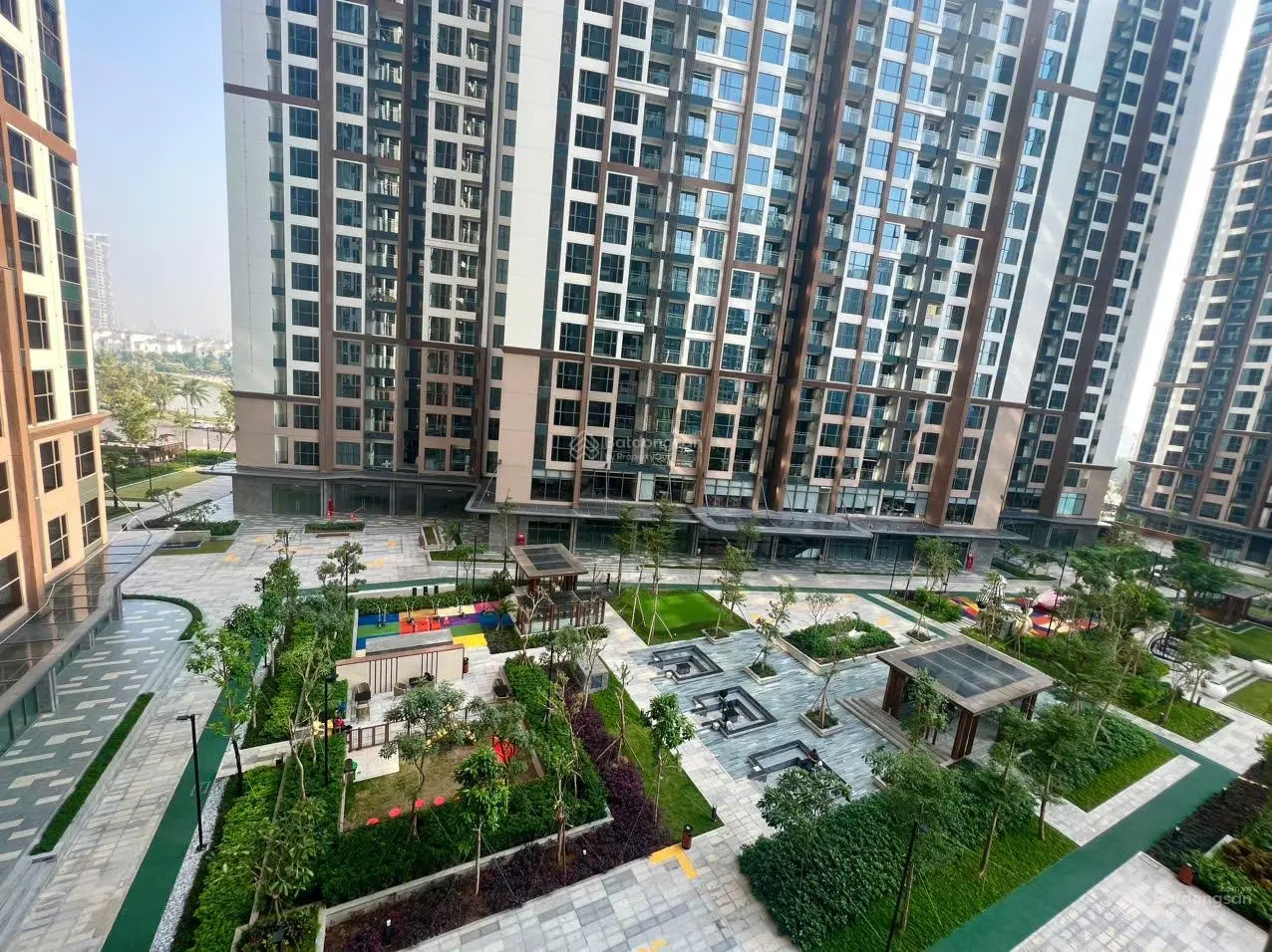 Bán nhanh căn 2N 61m2 tòa H1 Masteri Water Front, giá 4,25 tỷ. LH 0989 790 ***