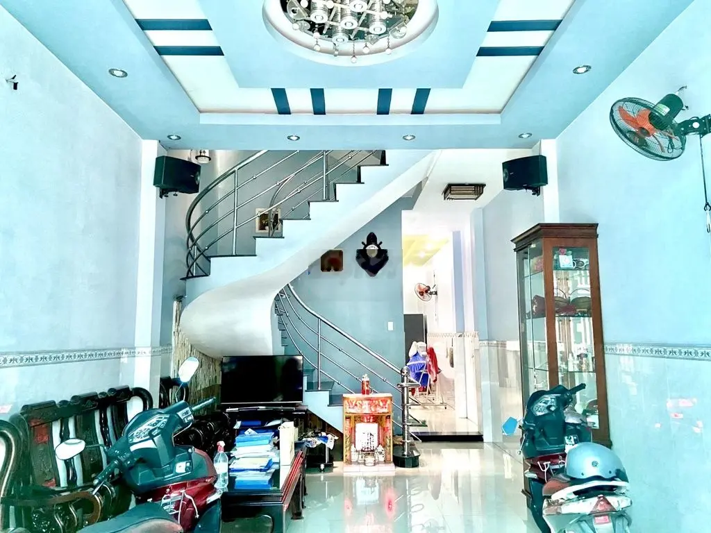 BÁN NHÀ HXH 3TẦNG 4Mx18M ĐƯỜNG SƠN KỲ QUẬN TÂN PHÚ.