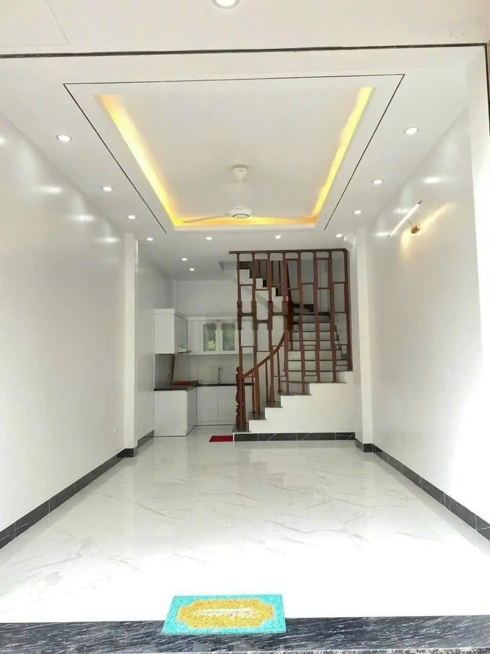 Nhà 30m2 x 5 tầng Tây Mỗ, View hồ điều hòa, ngõ nông thoáng, ô tô cách 30, giá 4.3tỷ, lh 0988 175 ***