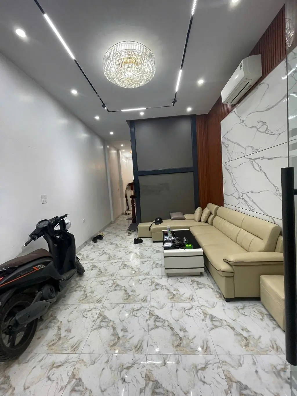 Bán nhà phố víp Ba Đình - thang máy - kinh doanh nhỏ - đủ nội thất