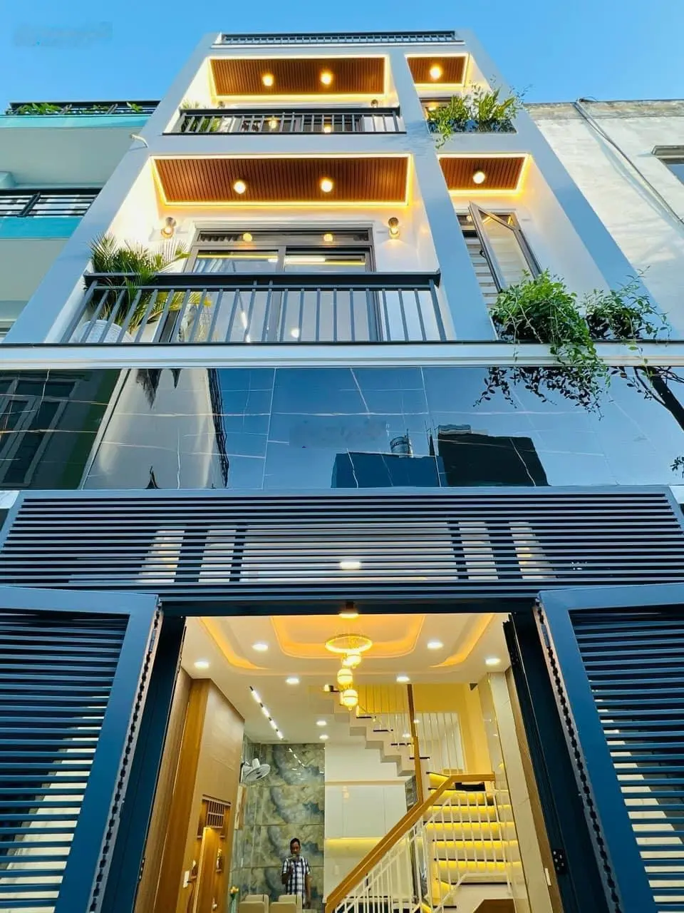 Bán gấp nhà 441/xx Nguyễn đình Chiểu , Phường 5, Quận 3,56m2/2 tỷ 850tr ,Hẻm xe hơi ,sổ hồng riêng