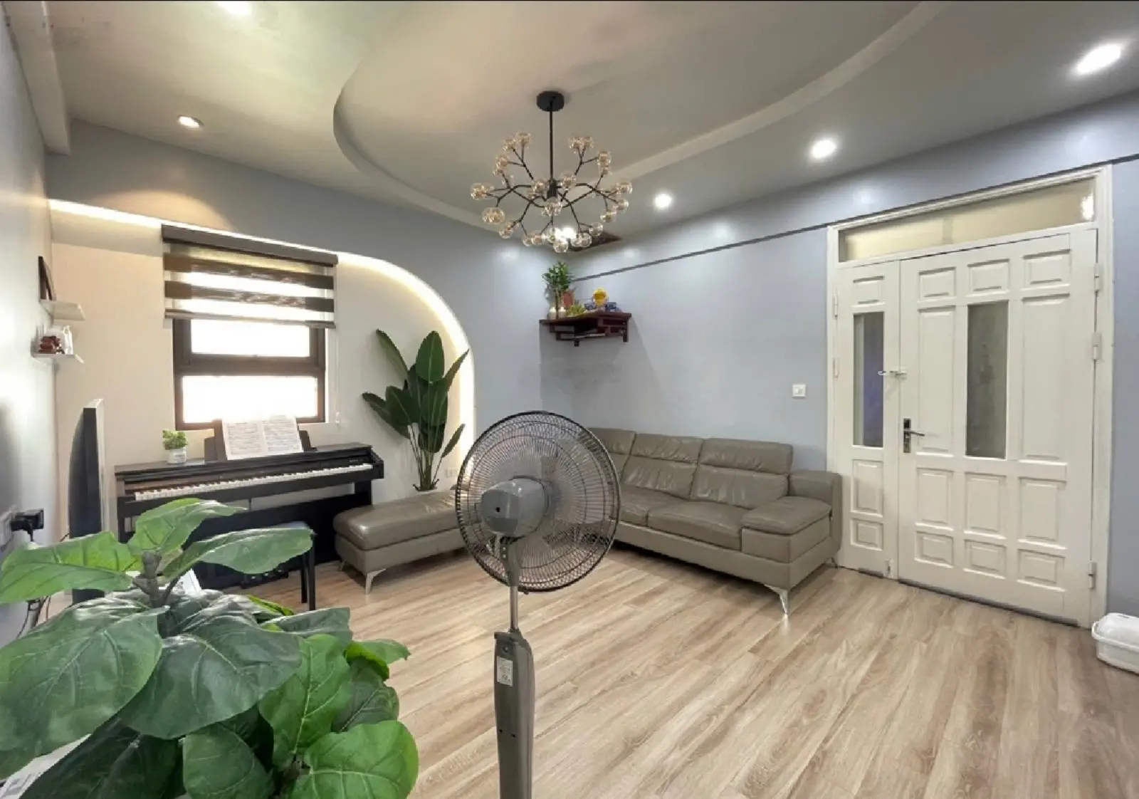 Quá hiếm, vị trí đắc địa - c2 nguyễn cơ thạch - 82m2*3pn - nội thất đẹp ở ngay - giá 4,8 tỷ