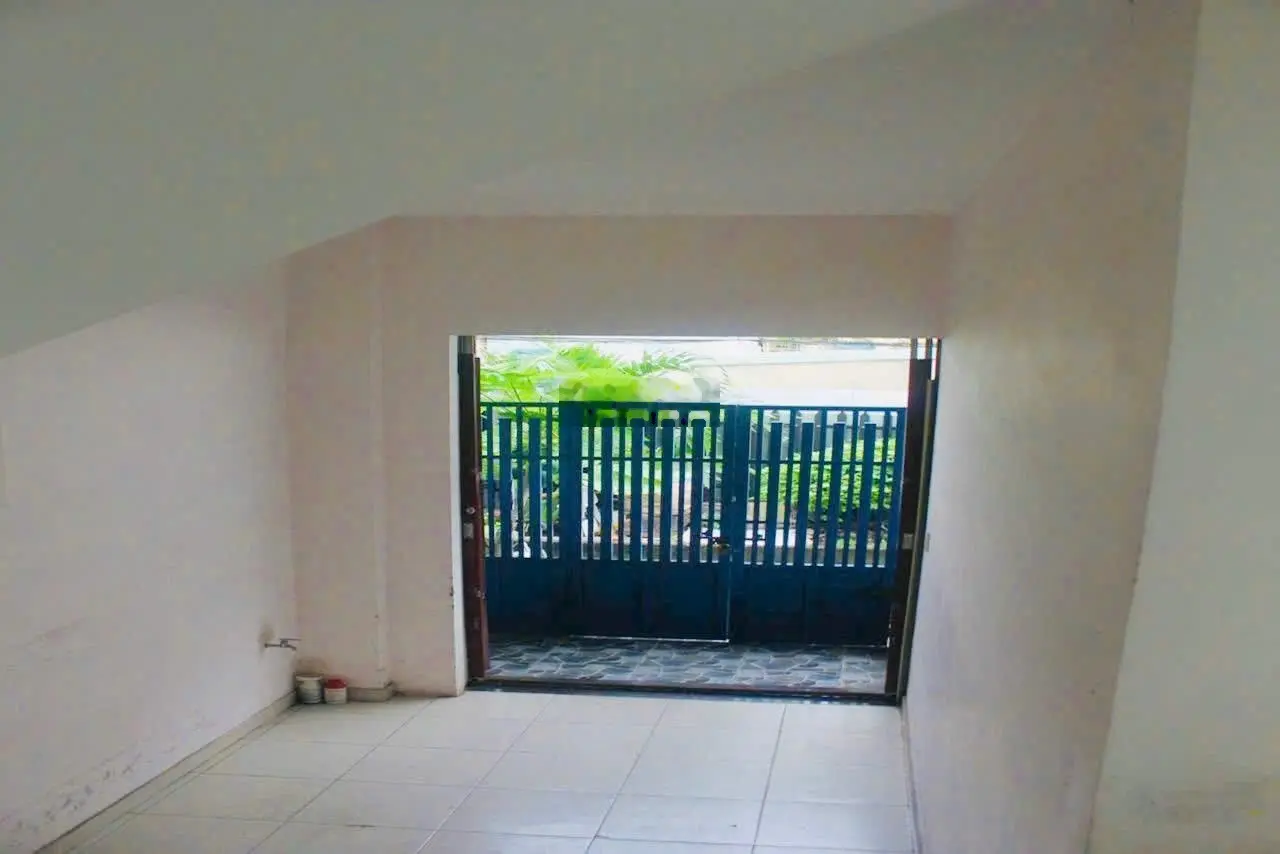 Nhà 3 tầng, ngang 6m x 11,5m, Huỳnh Tấn Phát, Q7- Hơn 6 tỷ