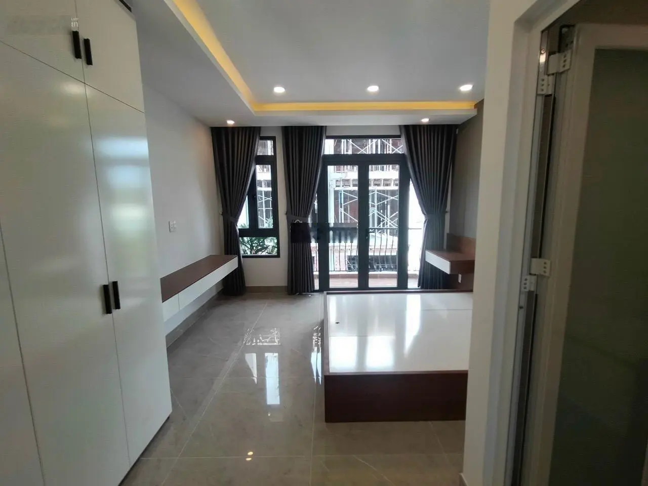 Nhà mới, full nội thất, đúc 4,5 tấm, DT: 4m x 16m, đường Lê Văn Quới, Bình Tân