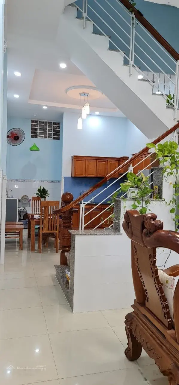 P. Long Trường - 3.5 tỷ hẻm xe hơi - 51m2, 2 tầng - 2PN 2WC