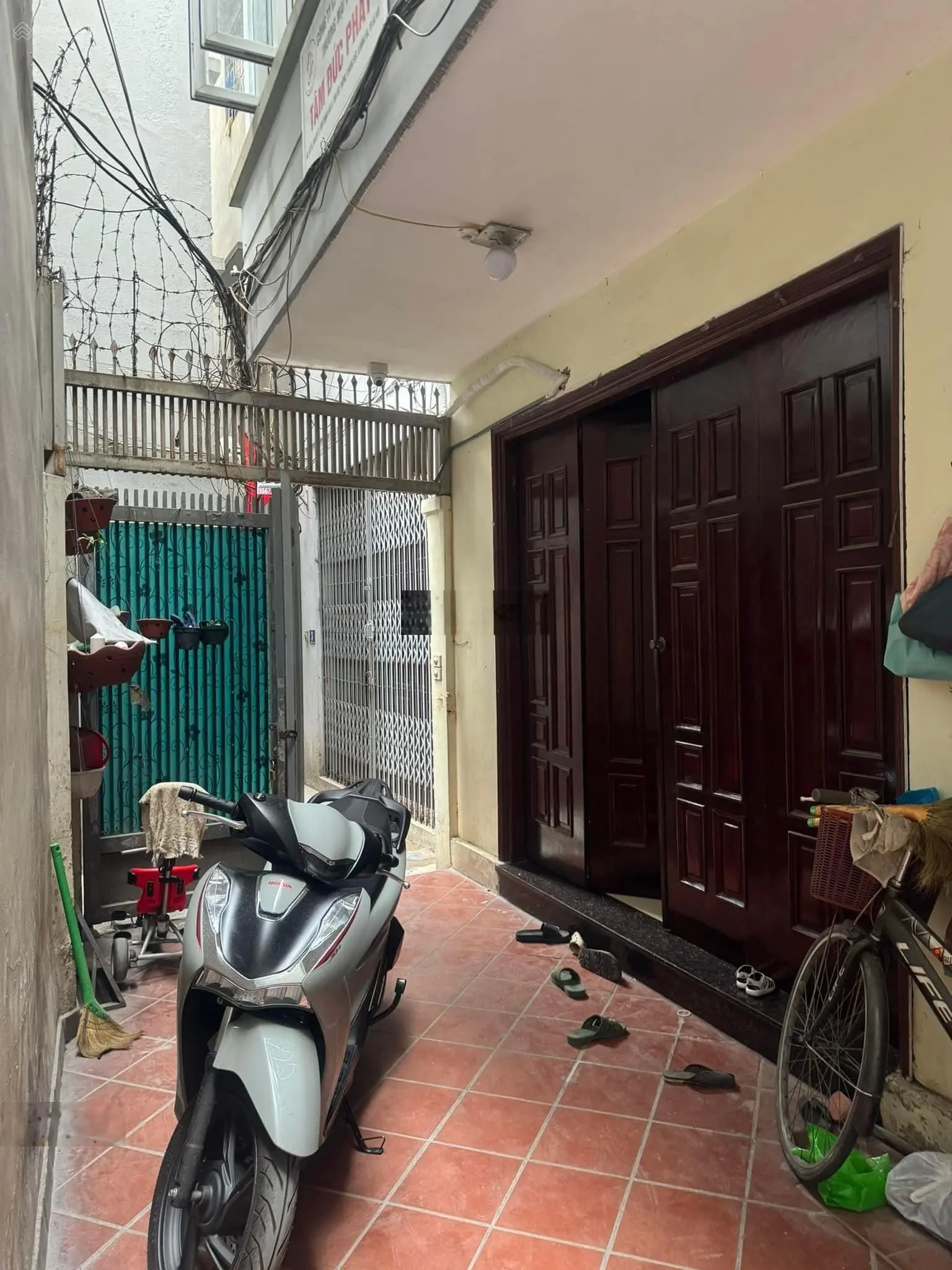 Chuẩn 100%! Bán nhà Thịnh Hào - Đống Đa. Nhà đẹp - gần phố diện tích 45m2 x 5 tầng giá 5,7 tỷ