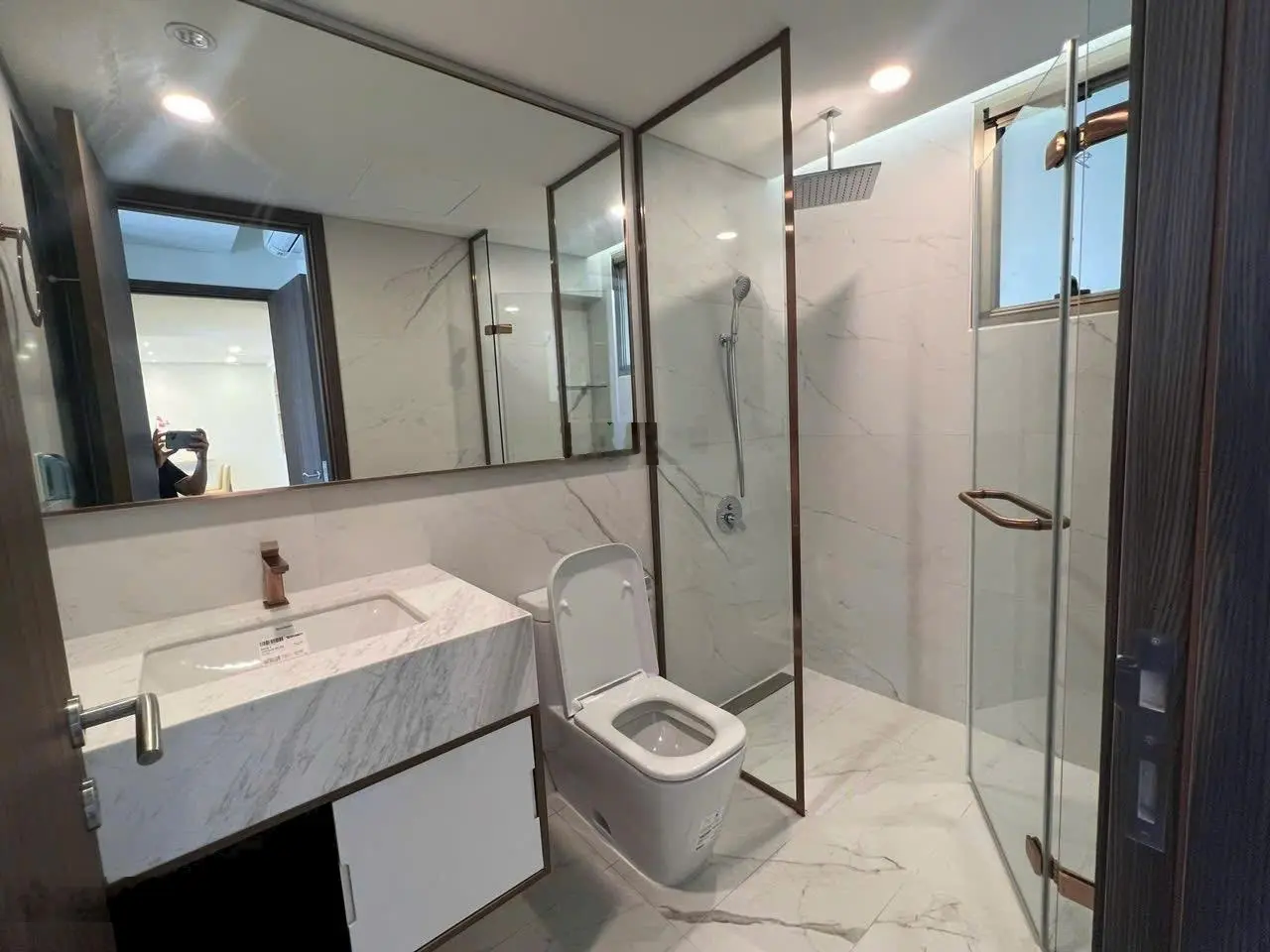 Căn hộ Midtown Phú Mỹ Hưng giá chỉ 9,8 tỷ VND, vị trí đắc địa tại Quận 7. LH Ngọc Lan 0906 743 ***