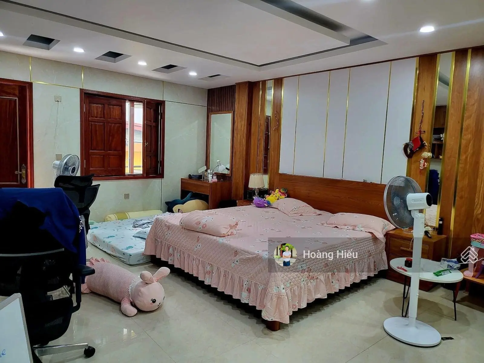 Nhà cực đẹp, Yên Hòa - Nguyễn Khang, quận Cầu Giấy 38m2 x 5 tầng, thang máy, tặng nội thất, ôtô gần