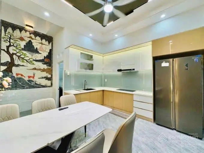 Ra nhanh ngay nhà đẹp ngay MT Lê Văn Việt - Hiệp Phú - Quận 9 ,1trệt 2lầu,giá rẻ chỉ 3.3 Tỷ sổ sẵn