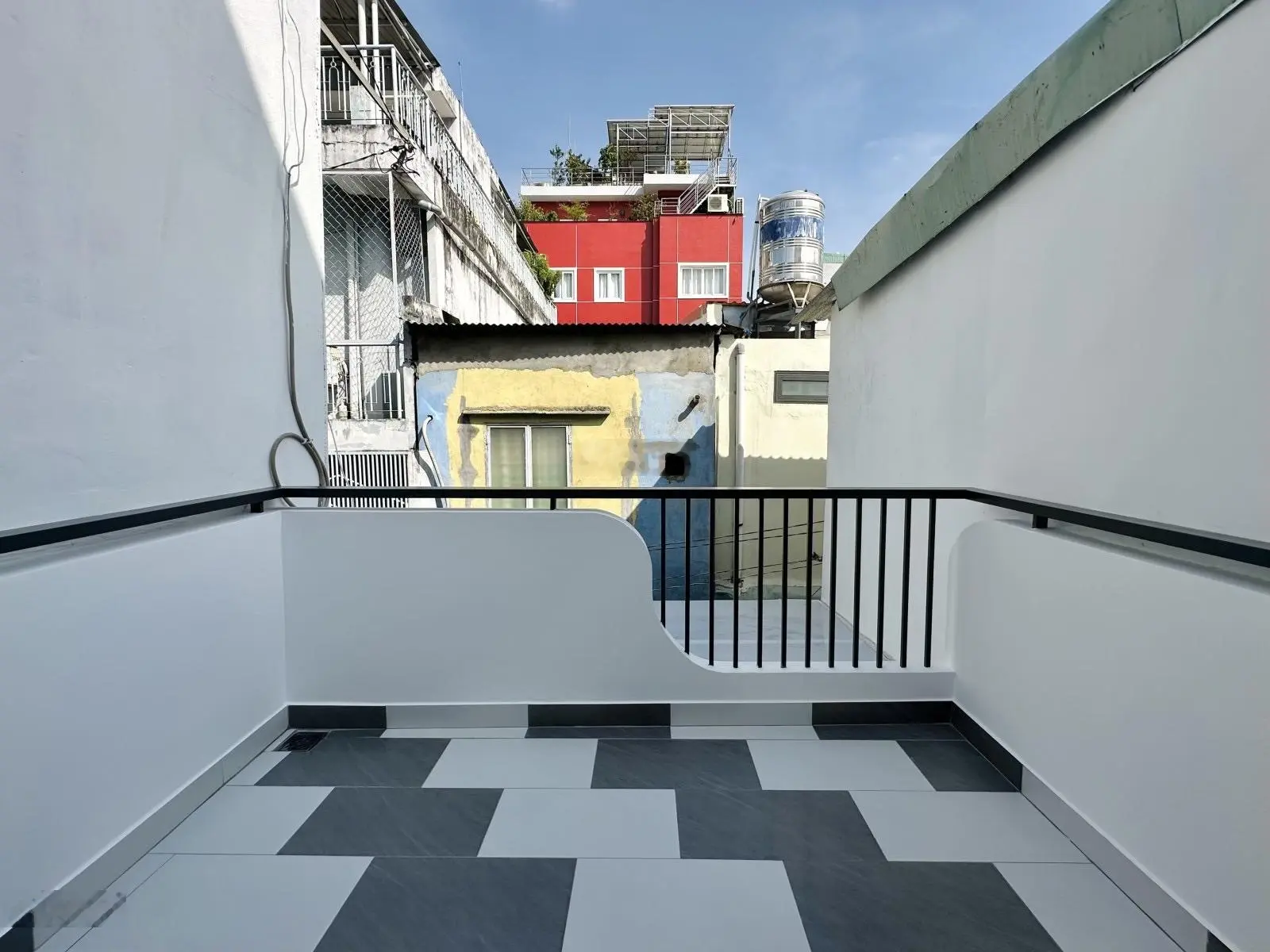 Bán nhà đẹp full nội thất trên đường Lê Văn Duyệt, phường 3, Bình Thạnh.