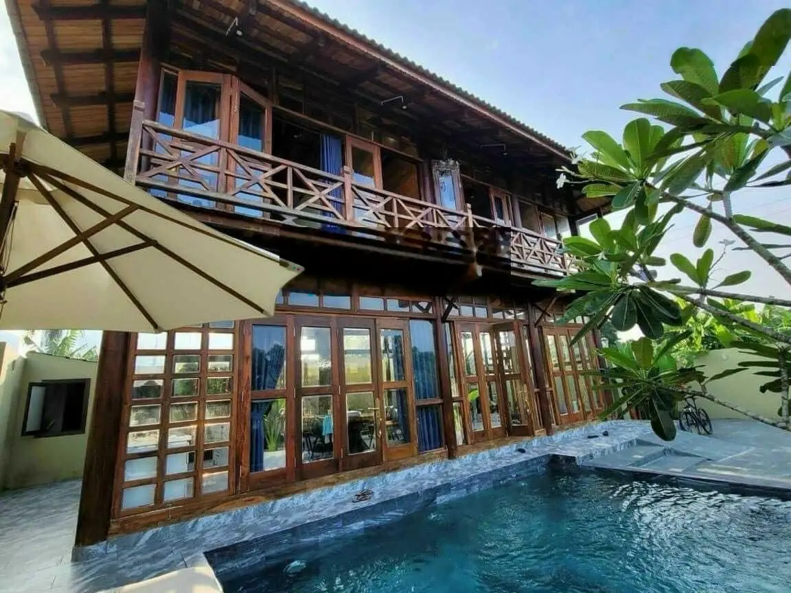 Bán BT vườn, DT 18x35m khuôn viên 560m2, có 100m2 ODT, view sông lớn, hồ bơi, vườn cây, giá 9 tỷ TL