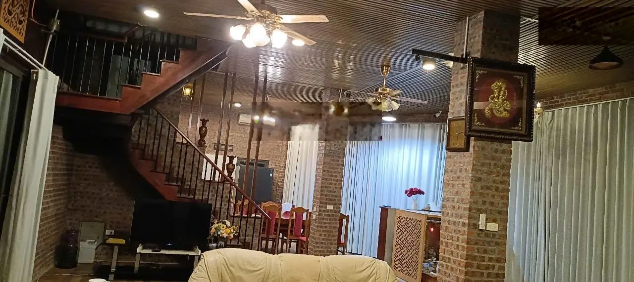 Chính chủ bán biệt thự 3700m2 xã Yên Trung, đường 2 oto tránh trục chính 446 giá 18tỷ 0916393862