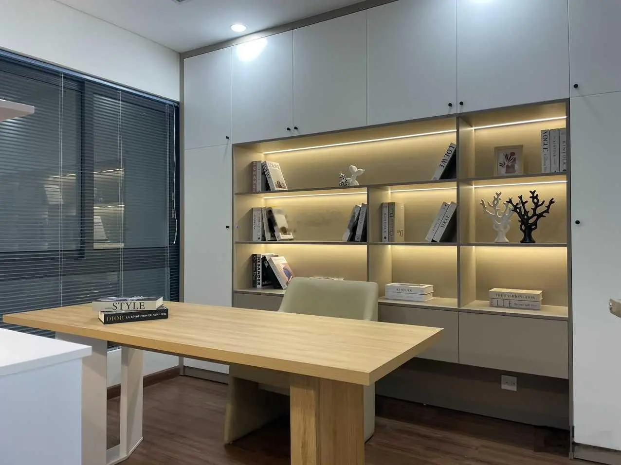 Bán căn hộ 3PN tại Capital Elite 18 Phạm Hùng, Chiết khấu 6% + Quà tặng 50tr