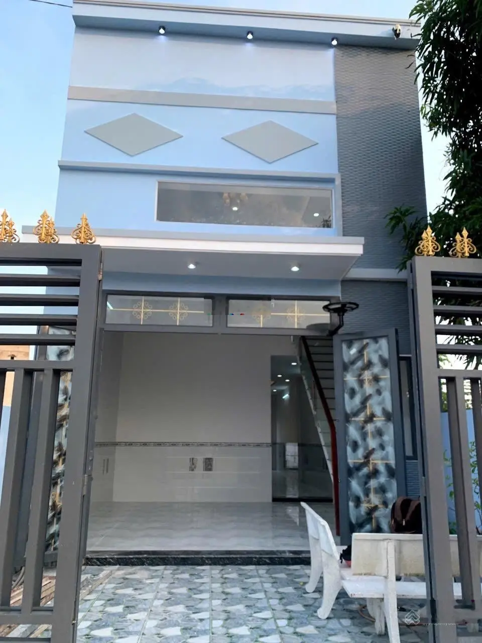 Bán nhà 1 trệt 1 lửng, phù hợp cho gia đình có từ 2 đến 4 thành viên