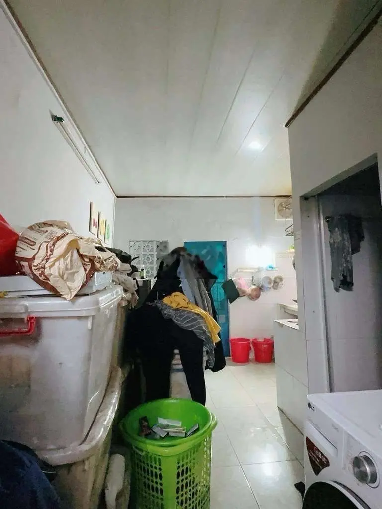 BÁN NHÀ ĐƯỜNG TÔN ĐẢN, 3,3x10m, GẦN CẦU KHÁNH HỘI, QUẬN 4
