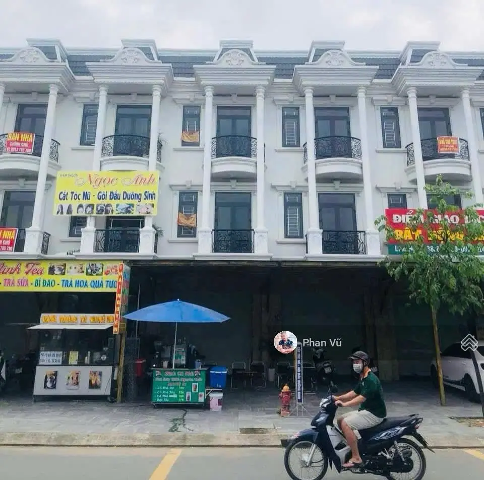 Bán nhà mặt tiền Nguyễn Thị Khắp, Dĩ An, 5,5 tỷ, 80m2, 4PN, 4WC, LH: 0909.290.286