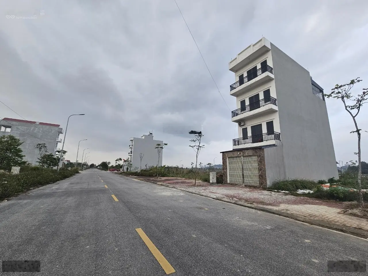 Chuyển nhượng lô đấu giá Kim Chân, dãy D trục đường chính 22m - TP Bắc Ninh. 90m2
