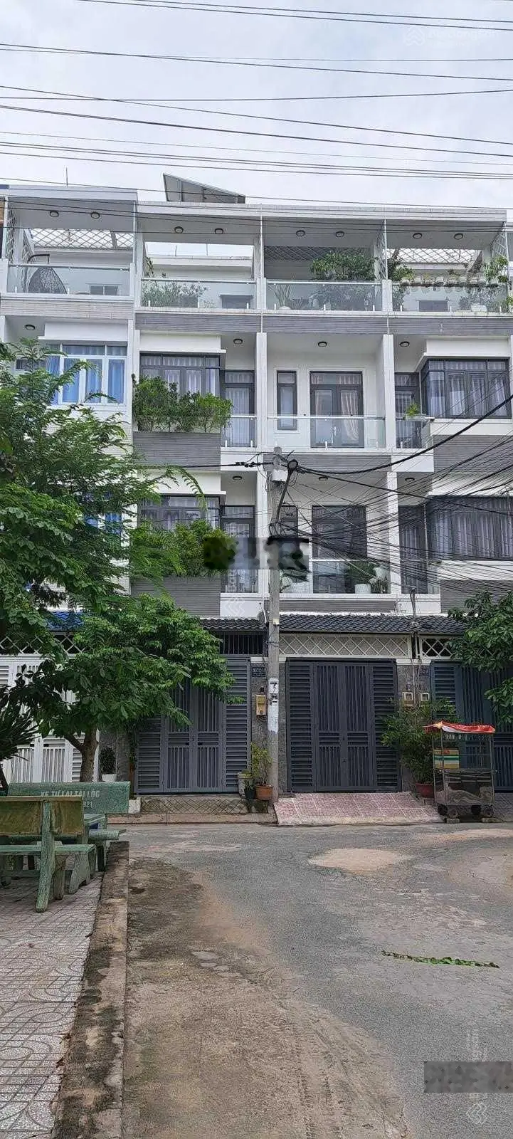 Bán Cư Xá Ngân Hàng, Lâm Văn Bền, Quận 7. DT 4m x 23m - 12 tỷ. 92m2 - gần ĐH Tài Chính Marketing