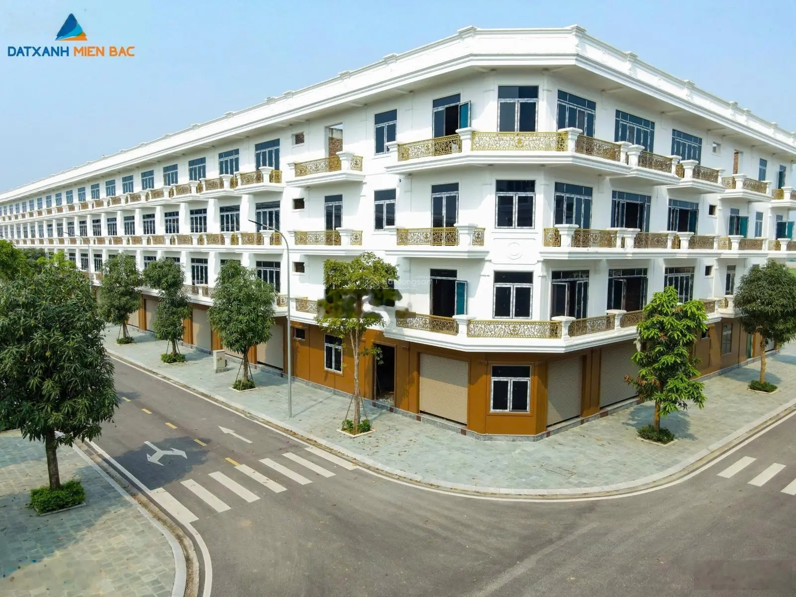 Bán nhà 4 tầng hoàn thiện mặt ngoài tại khu đô thị Xuân Hưng, phường Quảng Thắng, Thanh Hóa.