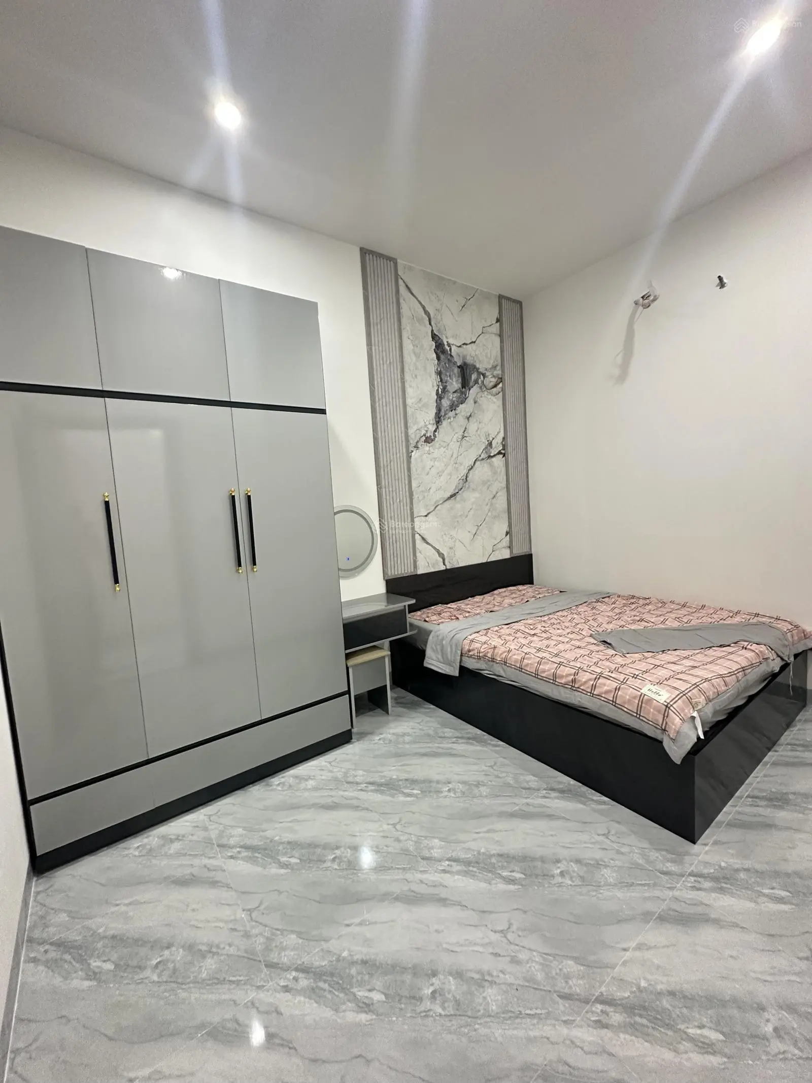Nhà 2 tầng đẹp vừa mới hoàn thiện, full nội thất - kiệt oto hà huy tập 3,x tỷ - hoà khê - thanh khê