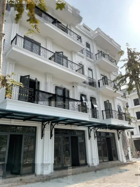 Duy nhất 1 căn liền kề tại Đông Dương Residence, 122 triệu/m2