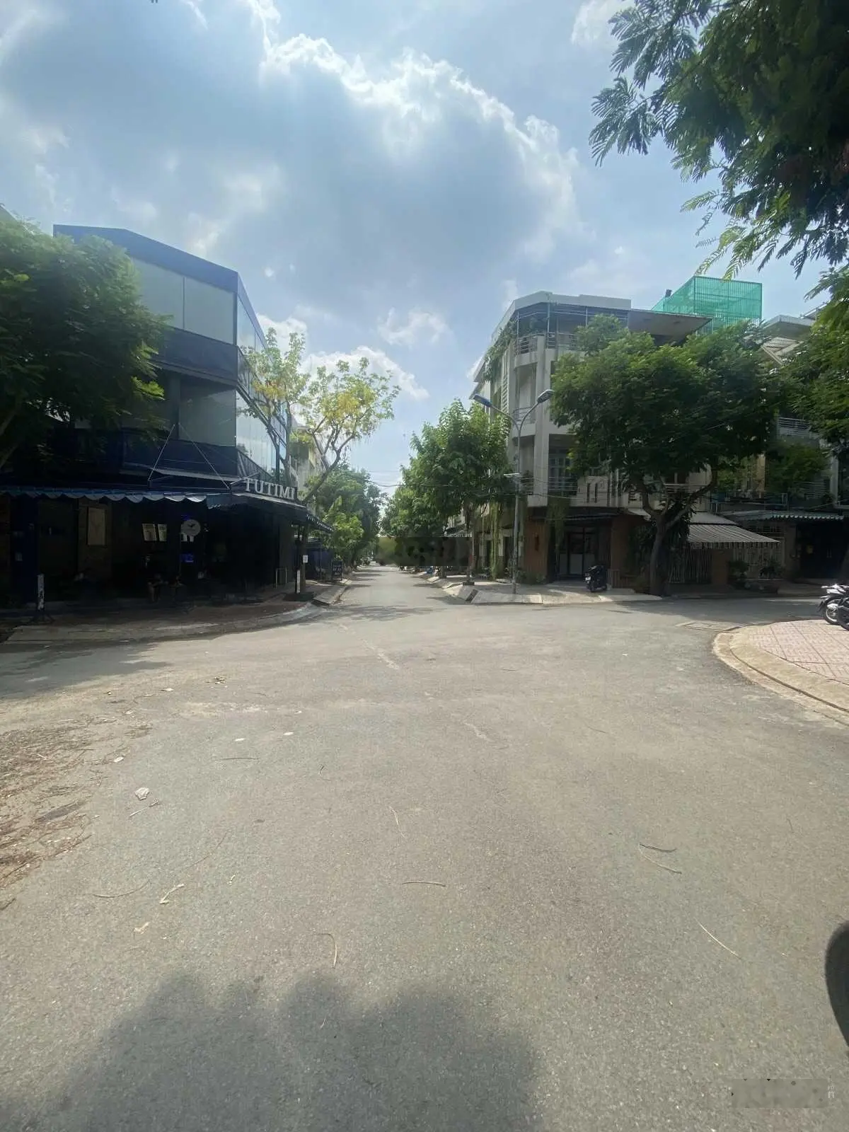 Nhà mặt tiền kinh doanh Đặng Thùy Trâm 5x17,5m hầm 4 tầng đã hoàn công đối diện ĐH Văn Lang