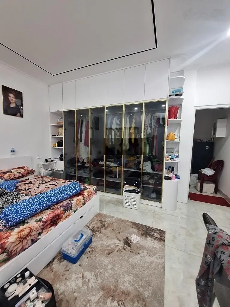Mặt tiền - 90m2 ngang 5m - phường vip quận 9 - gần vincom