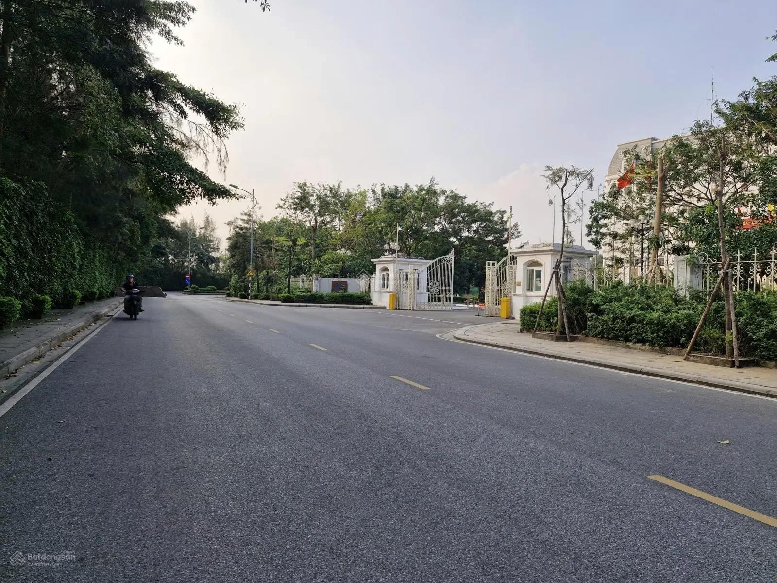 Bán đất Phúc Đồng, Đàm Quang Trung, Long Biên, 85m2, MT5m, giá 12.9 tỷ, phân lô ô tô tránh ở tuyệt