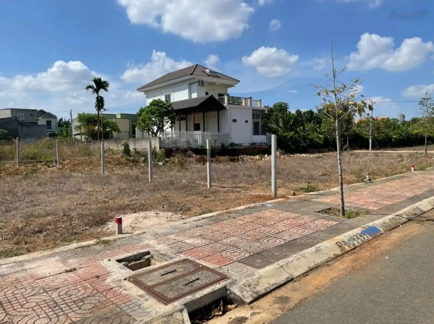 Tôi chính chủ còn lô đất duy nhất SHR, 100m2 TC, đường 12m, gần chợ, ngay TTHC tỉnh Bà Rịa Vũng Tàu