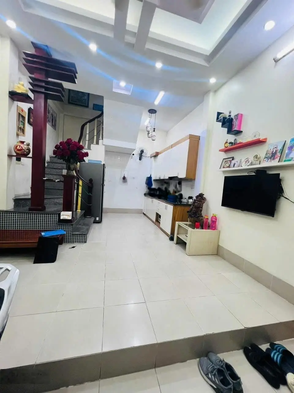 Bán nhà Cổ Nhuế nhỉnh 3 tỷ, 5 tầng full nội thất