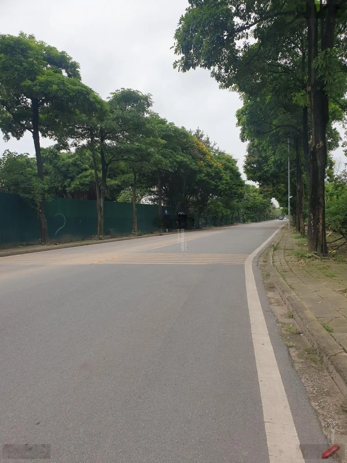 Đất dự án 10triệu/m2 ngay KĐT Tây Nam Linh Đàm 300.000m2 đất mặt tiền 5000m2, chỉ 3000 tỷ