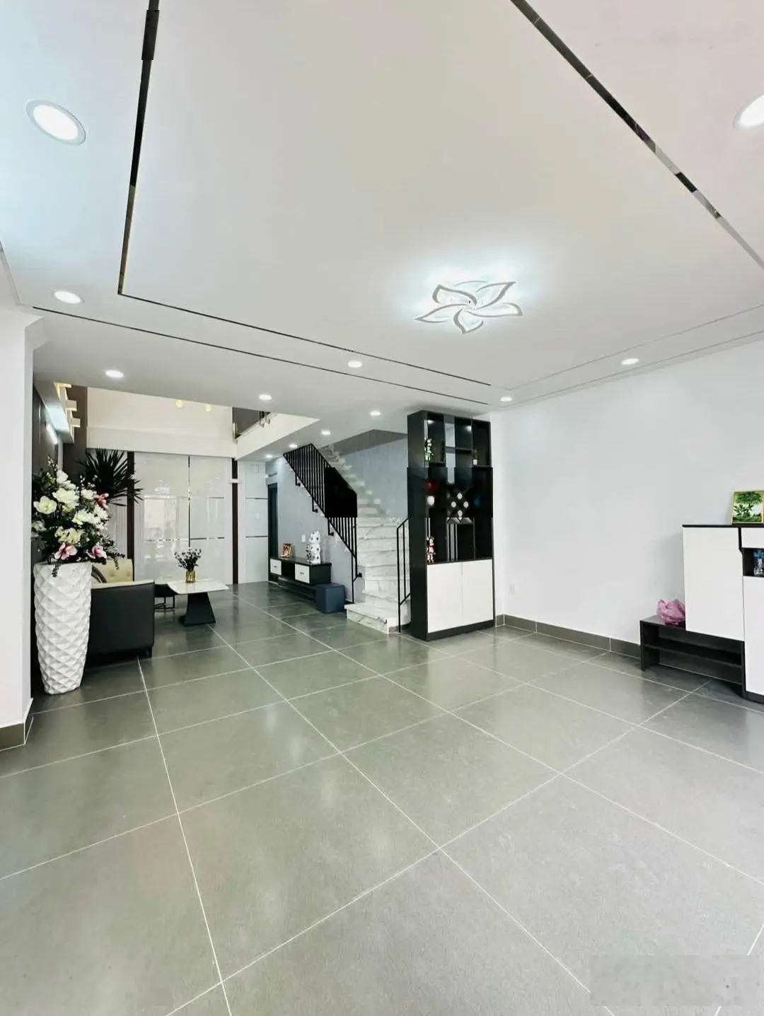 CẦN THANH LÝ GẤP NR GIÁ 3TỶ750 tại Đoàn Văn Bơ, Phường 13, Quận 4, TP.HCM,