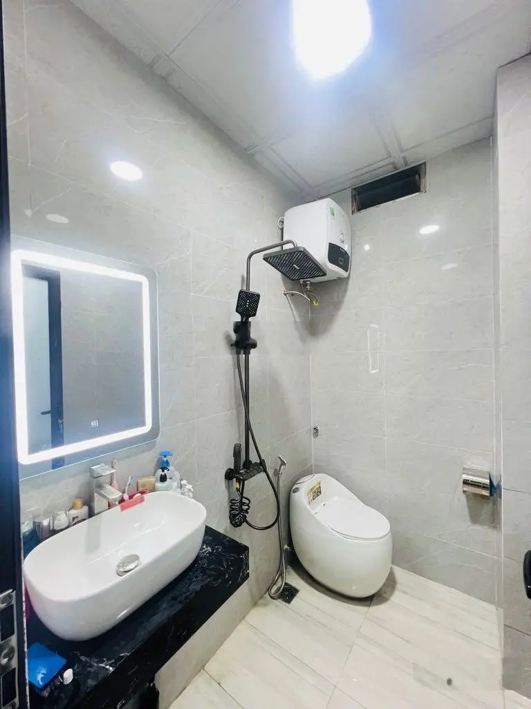 Bán nhà phân lô - Lô góc - Ô tô đỗ tránh - 34m2 Sổ đỏ