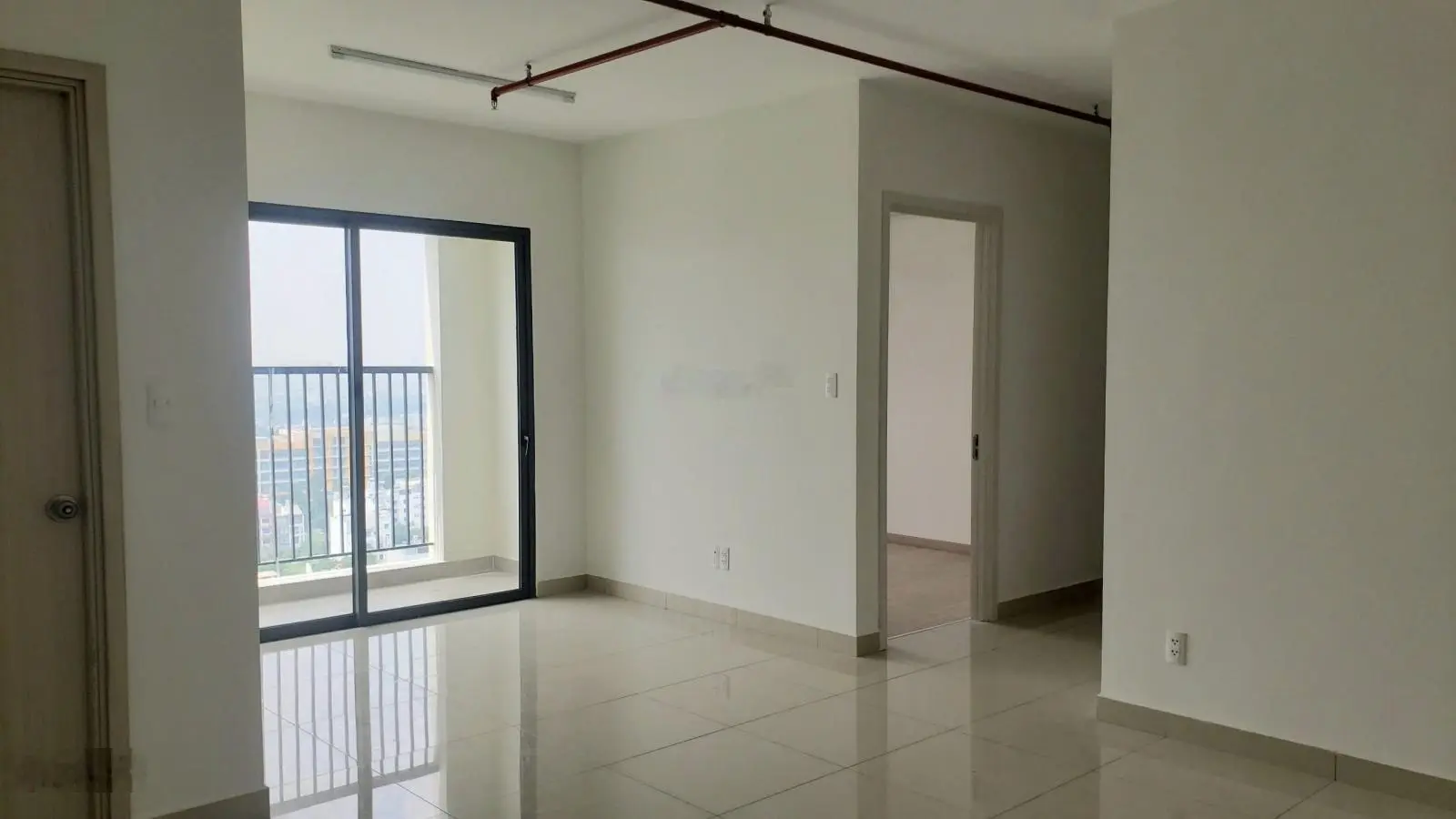 Chủ cần tiền Bán gấp căn góc 3 PN 2 ban công giá tốt nhất thị trường 2t080 nhà mới 100% view đẹp
