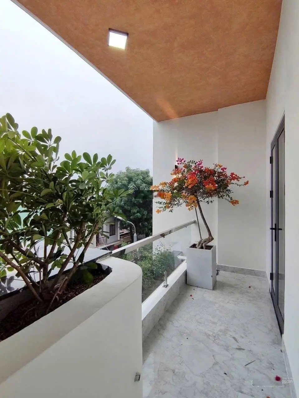 Nhà 3 tầng mới keng siêu đẹp. Hòa Minh - Liên Chiểu