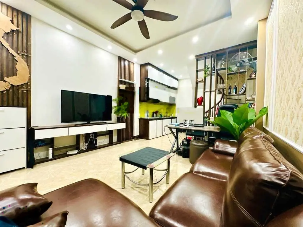 Bán nhà đẹp tây sơn, cực gần phố - 3 thoáng tiện ích + an sinh tuyệt đỉnh, 36,1 m2, giá 8,4 tỷ.