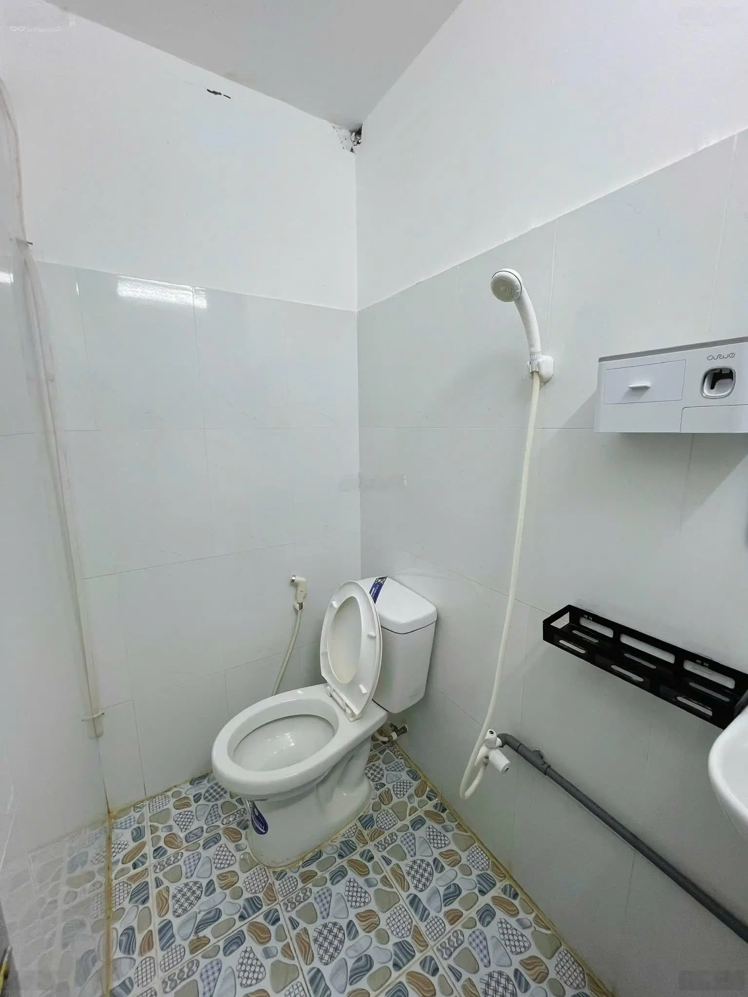 Bán căn hộ dịch vụ 20 phòng, đường xe tải, DT: 187m2 đất thu nhập 70 triệu/tháng Thống Nhất P16