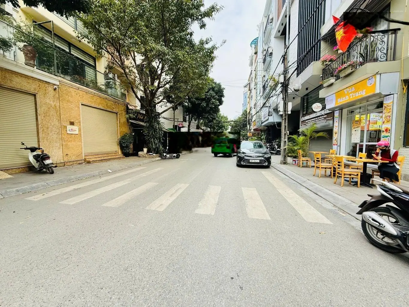 Bán nhà mặt phố Tô Hiệu kinh doanh, lô góc, vỉa hè, mặt tiền rộng