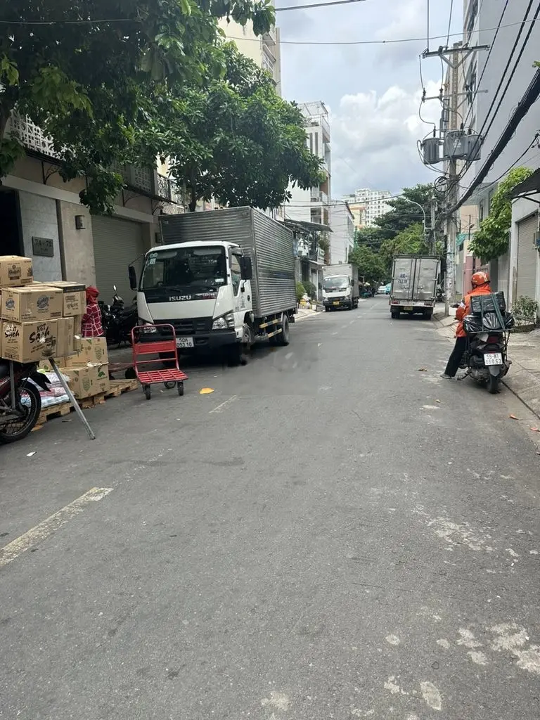 MT Trần Thủ Độ , 4x10 , lửng lầu