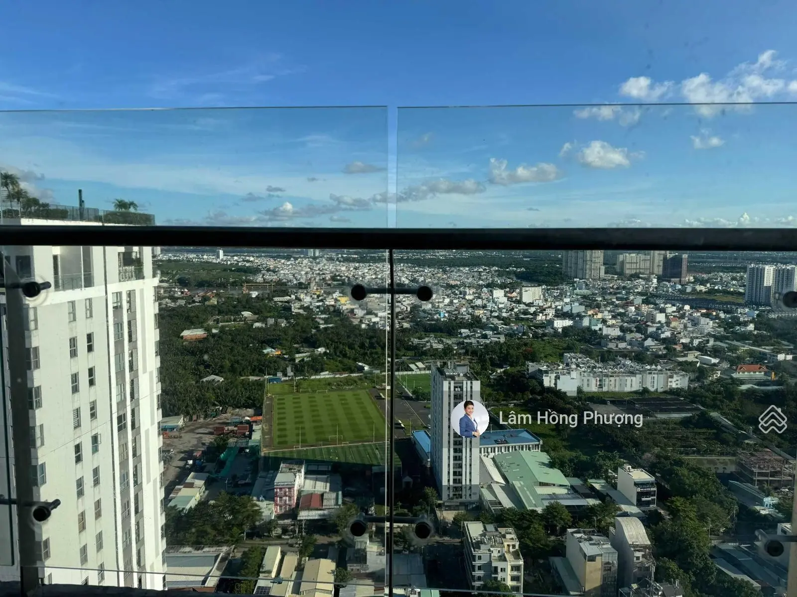 Bán Penhouse 237m2 An gia skyline quận 7 giá 11.6 tỷ có sổ hồng sẵn 0939 220 ***