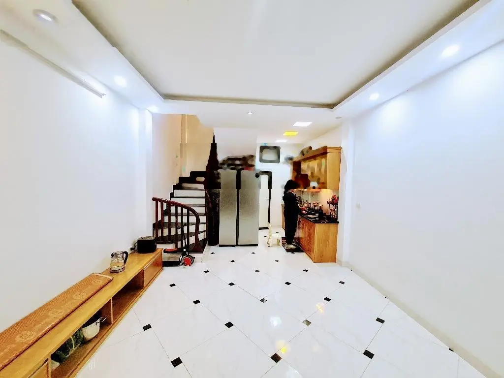 Nhà đẹp ở luôn, Tây Nam Linh Đàm tiện ích an sinh đỉnh. Thoáng sáng, hoa hậu xóm