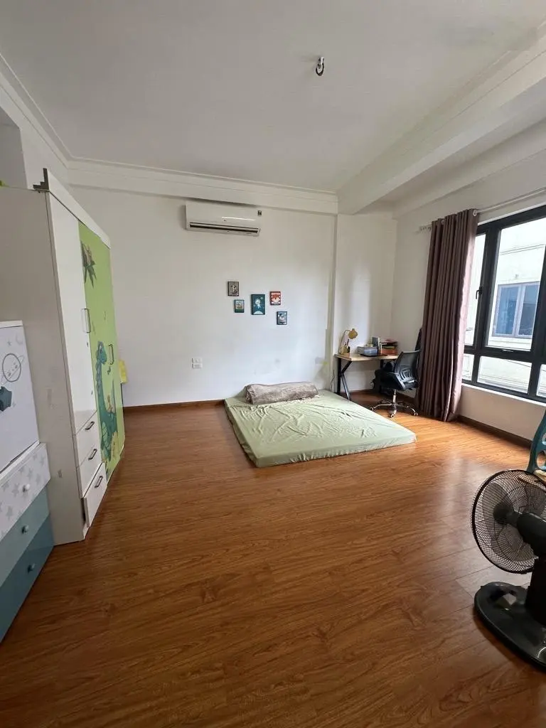 Nhà mới kính koong - gần phố - gần ô tô tránh - giá đầu tư