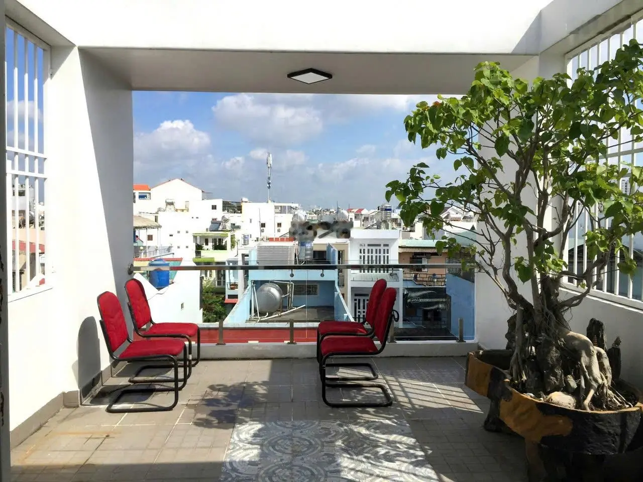 Hẻm 7m Trần Thái Tông, 4x20m, 3 lầu