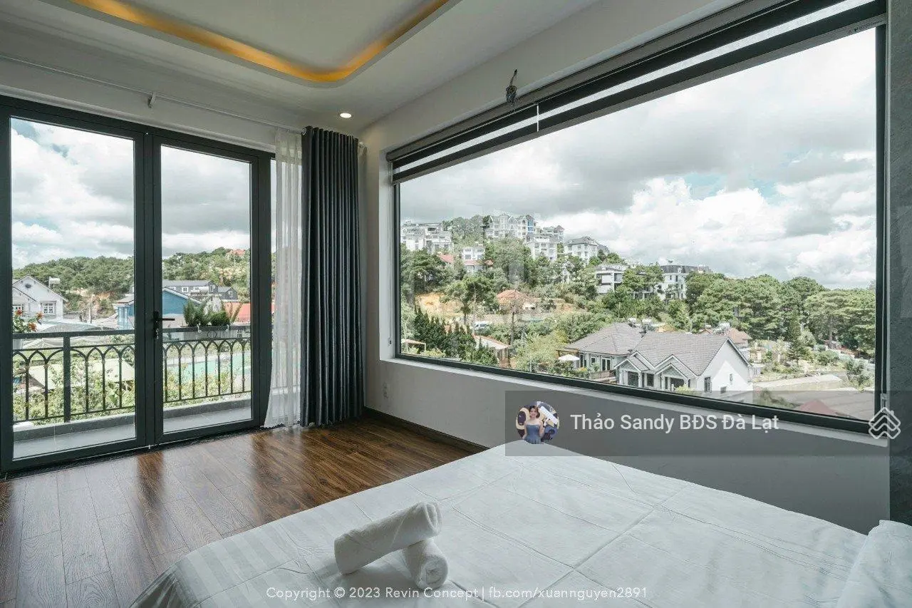 Biệt thự Đà Lạt view đẹp thiết kế hiện đại thích hợp nghỉ dưỡng và KD villa rộng 235m2, chỉ 13 tỷ