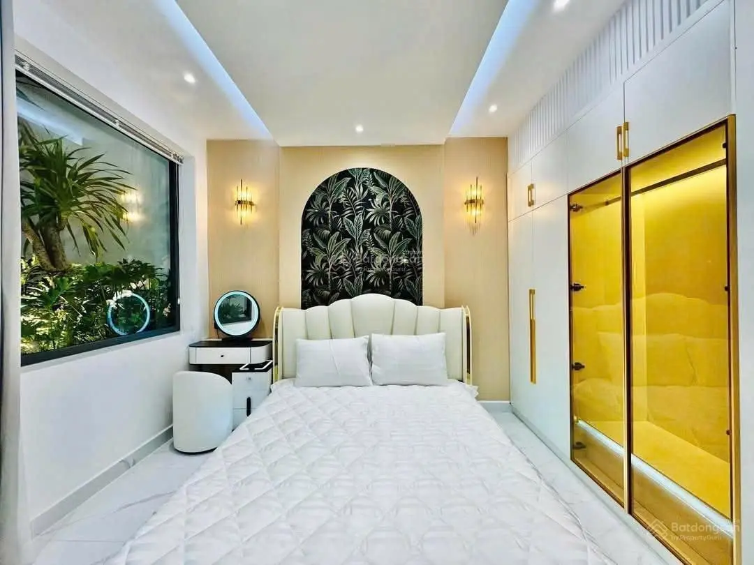 Căn siêu vip Thống Nhất - Gò Vấp - có thang máy nhập khẩu Ý - hiện đại không đụng hàng - 5 tầng mới
