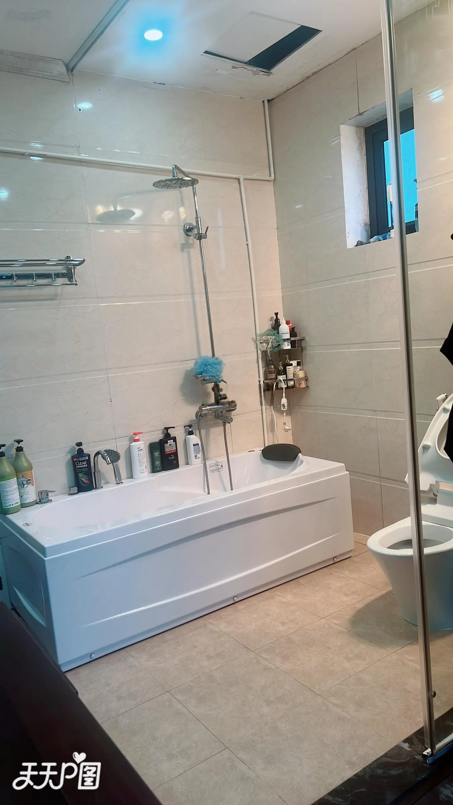 Gia đình cần bán 2 căn biệt thự 3 tầng sang trọng và hiện đại trên Đại lộ Trần Hưng Đạo