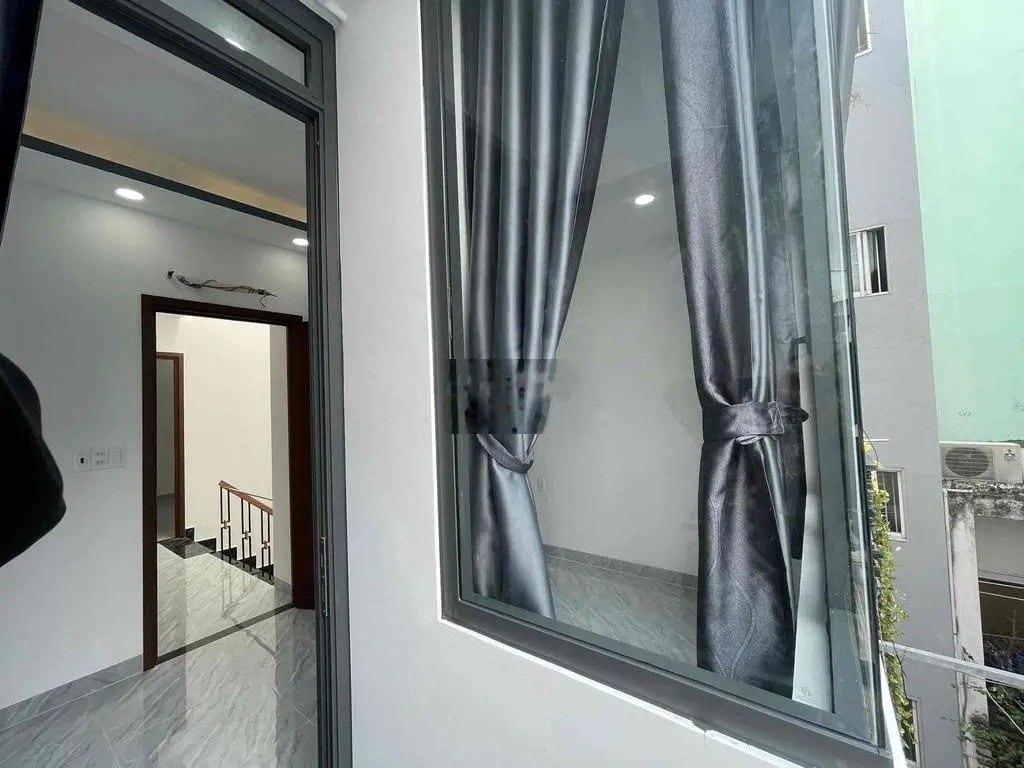 Bán nhà mới xây, hẻm Dương Bá Trạc thông Dạ Nam, 4Pn 3Wc , SHR P2Q8
