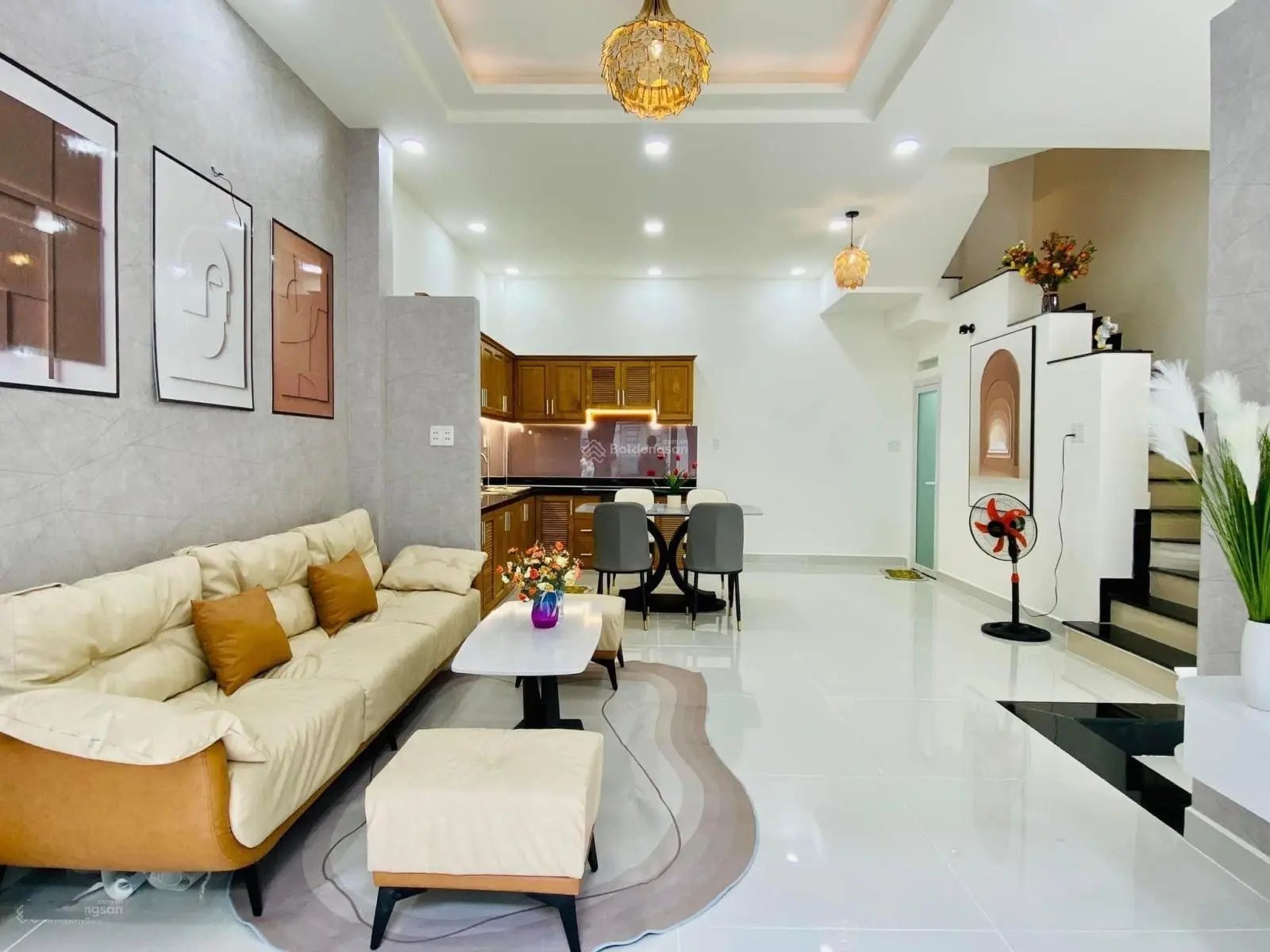 Cần bán nhà đang KD 23 tr/th Cao Thắng, Phường 3, Quận 3 - Giá:4tỷ920/70m2. 3 Tầng có sân thượng