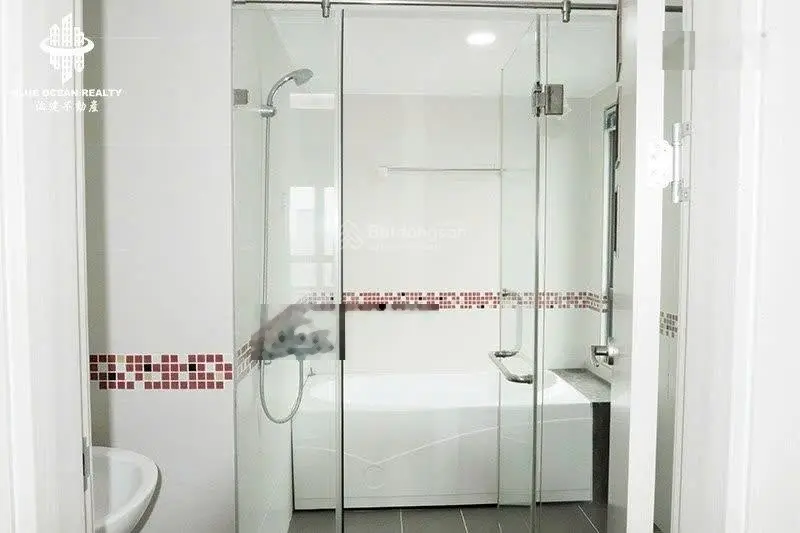 Chính chủ gửi bán căn hoa hậu 3 ngủ rộng rãi, tầng trung. Căn góc, 2 mặt thoáng, đầy đủ tiện nghi.