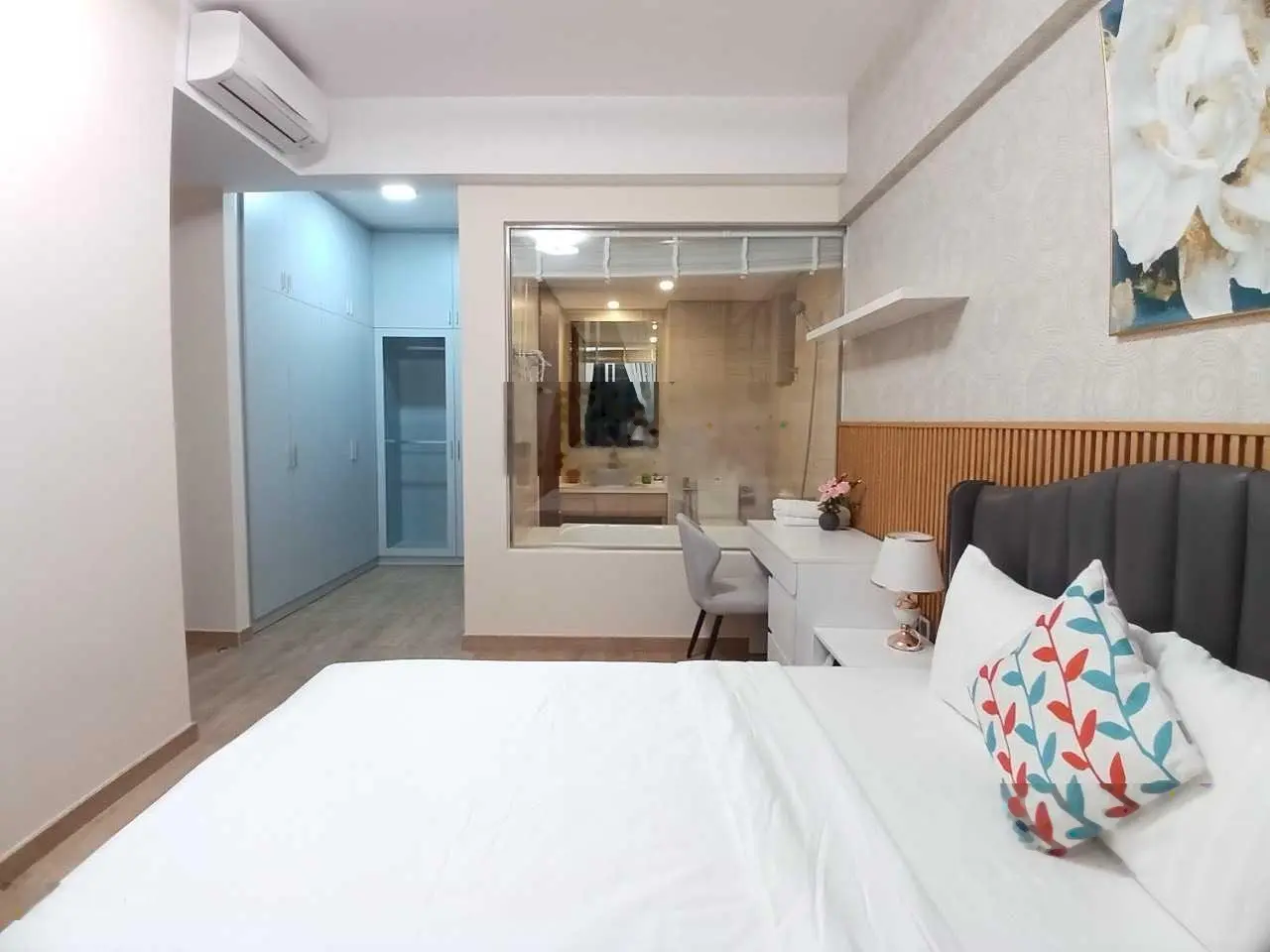 Cần bán nhiều căn M8 The Peak Midtown Phú Mỹ Hưng Q7, giá 6.5 tỷ LH: 0906 752 *** Ms Nguyên